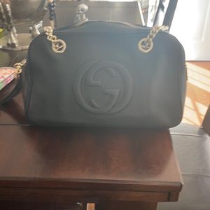 Black chain shoulder bag